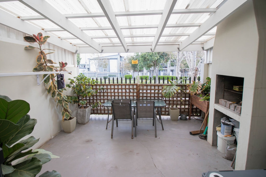 2 Bedroom Property for Sale in Burgundy Estate Western Cape